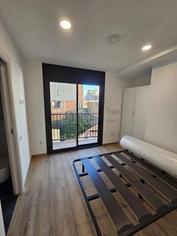 Terraced house - Barcelona (La Bordeta) - Photo 4