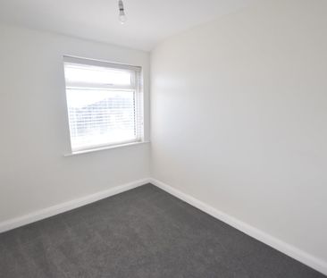 2 Bed Semi-Detached House, Newlands Road, S12 - Photo 3