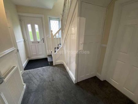 Scarisbrick Street, Ormskirk, L39 - Photo 2