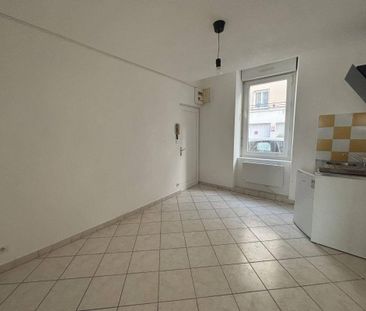 Location appartement t1 bis 2 pièces 29 m² à Rodez (12000) - Photo 3