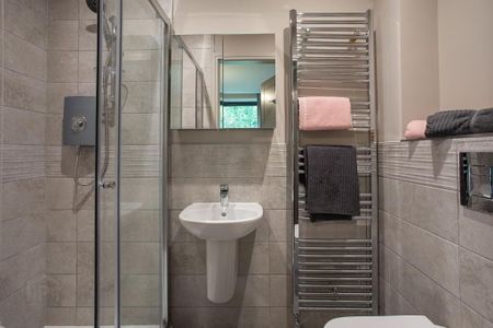 Apartment 65 Lesley Parklands 64 Knocknagoney Road, Belfast, BT4 2FY - Photo 3