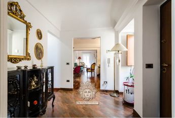 Appartamento arredato con terrazzo