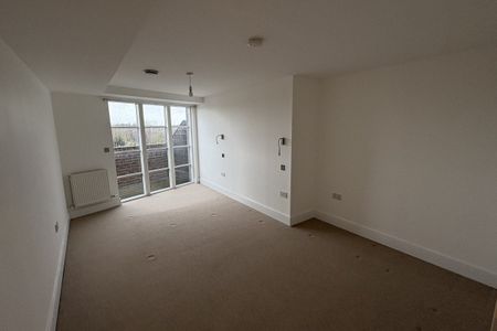 Station Parade, LETCHWORTH GARDEN CITY - Photo 3