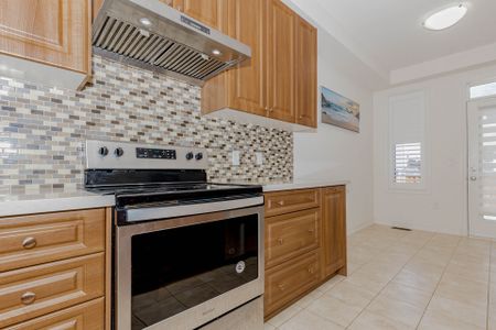 For Lease - 1533 Carr Landing, Milton, Ontario - Photo 4