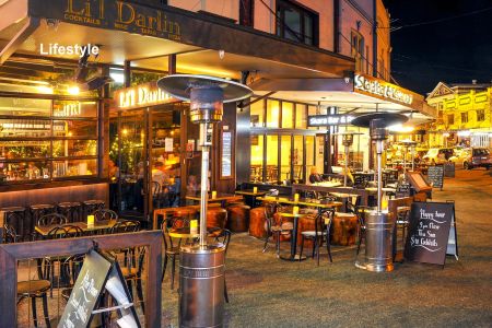 OVERSIZED CHARACTER FILLED RESIDENCE IN WALK TO EVERYTHING LOCATION - Photo 5