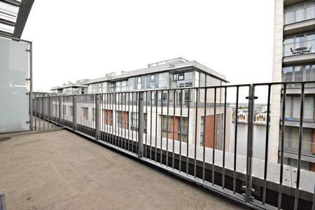 3 bedroom apartment to rent - Photo 2