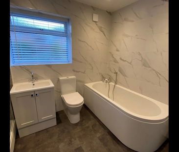 Room in a Shared House, Leeds, LS11 - Photo 1