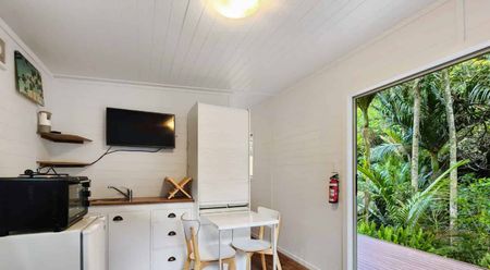 Long Term - Omiha Studio $450pw - Photo 3