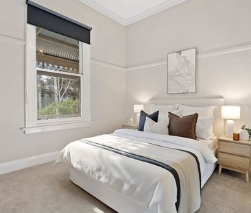 Beautifully presented home in prestigious Quarry Hill - Photo 5