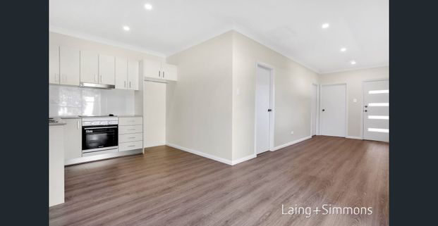 Quiet and Peaceful Granny Flat with Low Maintenance Living! - Photo 1