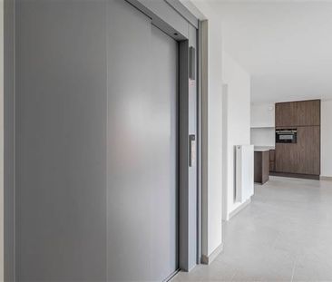 Appartement te huur - Photo 1