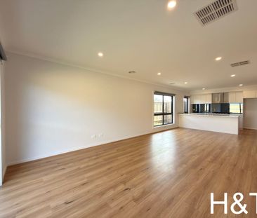 Brand New Four-bedroom house - Photo 1