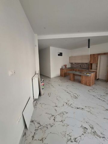Διαμέρισμα για ενοικίαση Βάρνα (Συκιές) - Photo 3