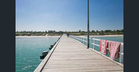 Live the Dream: Stylish Townhouse Just Minutes From The Beach! - Photo 4