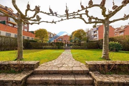 Alquiler de piso en Avenida Astorga, 8 - Photo 5