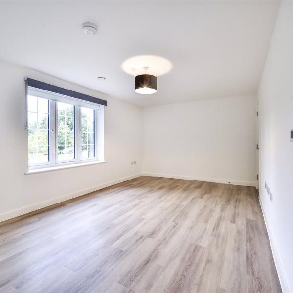 3 bedroom property to rent Perry Wood Grove, Aylesford, Maidstone, ME16 - Photo 1
