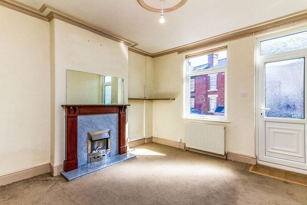 2 bedroom terraced house to rent - Photo 1