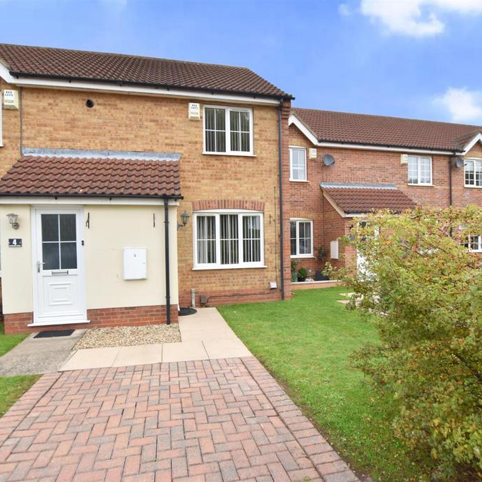 2 bedroom townhouse to rent - Photo 1
