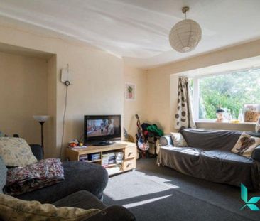 5 bedroom semi-detached house to rent - Photo 3