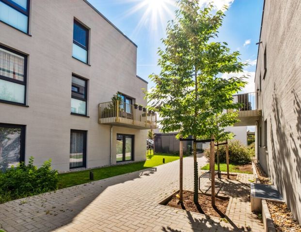 Moderne 3 Zimmer Wohnung mit Terrasse im Grünen! - Foto 1