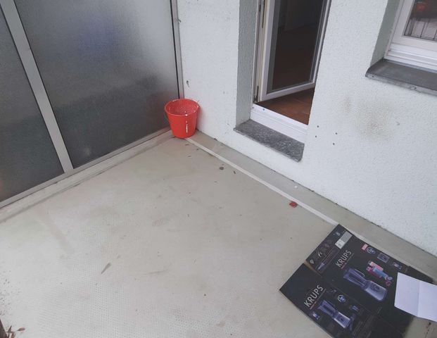 +++ 2 Zimmer Wohnung mit Balkon, Badewanne mit Tür +++ - Foto 1