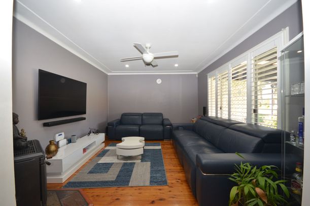 Modern 3 Bedroom Family Home - Photo 1