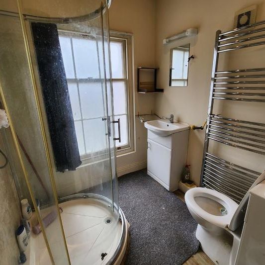 5 bedroom house share to rent - Photo 1