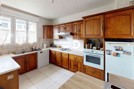 Location Maison 5 pièces 111m² PLOUZANE 29280 - Photo 4