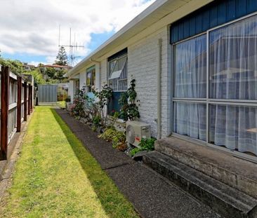 You will find this very tidy unit tucked down a quiet ROW in the su... - Photo 6