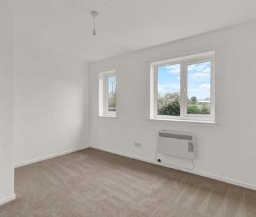 The Twenties, Siddington, Cirencester, Gloucestershire, GL7 - Photo 1