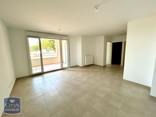 Location Appartement 3 pièces 59m² PORT DE BOUC 13110 - Photo 1