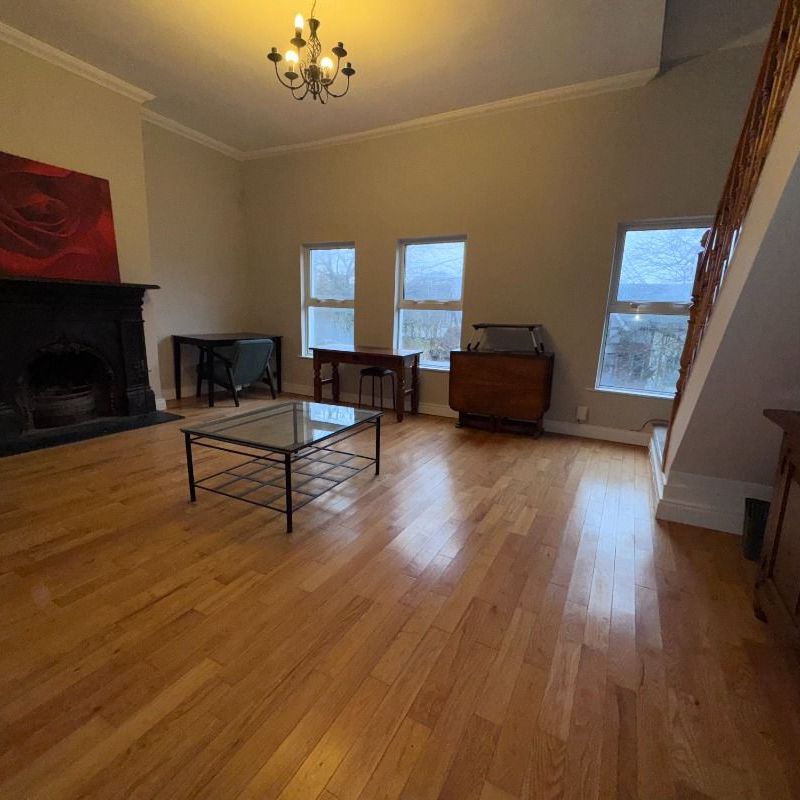 Apt 3, 66 Wellington Park, Belfast BT9 6DP - Photo 1