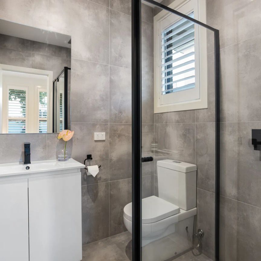Style, Space & Location - Photo 1