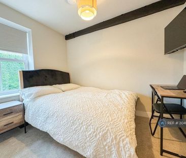 1 bedroom in a house share to rent - Photo 5
