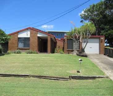 17 Honeysuckle St, Sawtell, NSW 2452 - Photo 4