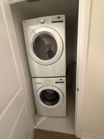 For Lease - 15 Watergarden Drive Unit# 3801, Mississauga, Ontario - Photo 3