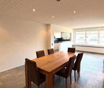 Appartement te huur in Ekeren voor € 950 met 2 slaapkamers - Photo 3