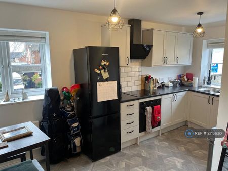 1 bedroom flat to rent - Photo 4