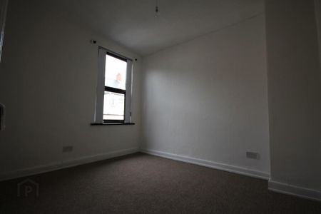 15 Ainsworth Avenue, Belfast, BT13 3EN - Photo 4