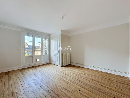 Location Appartement 6 pièces 166m² ST LO 50000 - Photo 4