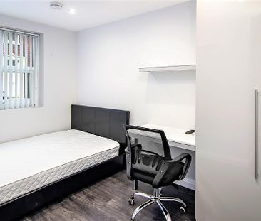 5 bedroom terraced house to rent - Photo 3