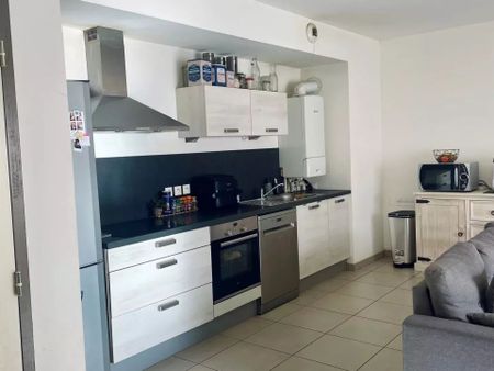 Location Appartement 3 pièces 73 m2 à Valentigney - Photo 4