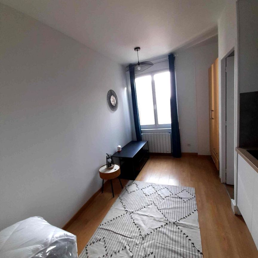 Appartement Valenciennes 1 pièce(s) 14 m2, - Photo 2