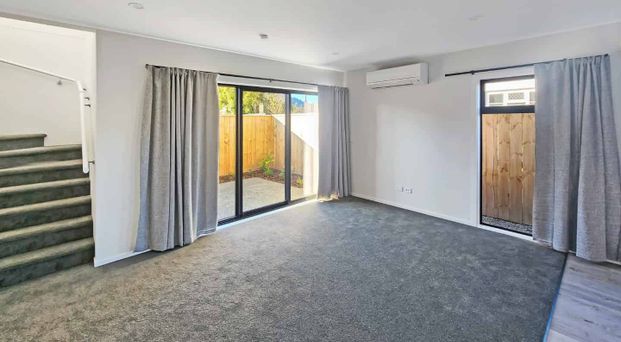 Upper Hutt Living - Photo 1