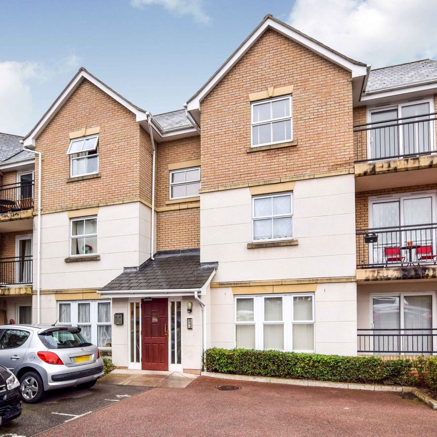 Wallace Road, Colchester, Essex, CO4 5GP - Photo 1