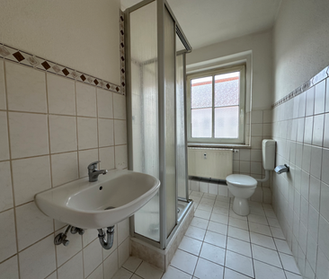 Mittendrin wohnen: Zentrale 3-Zimmer-Wohnung (3. OG) – Perfekt für ... - Photo 6