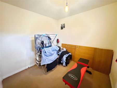 4 bedroom house to rent - Photo 2