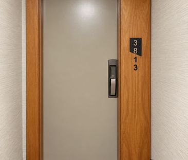 For Lease - 10 York Street Unit# 3813, Toronto, Ontario - Photo 3