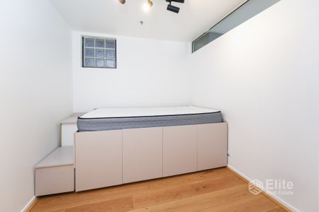 Fully Furnished 2BED 1 BATH - Apartment for rent in Melbourne CBD - Photo 3