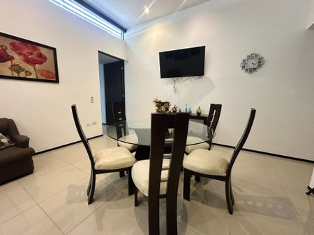 Townhouse de 3 recámaras, con recámara en PB, dentro de privada. - Photo 3
